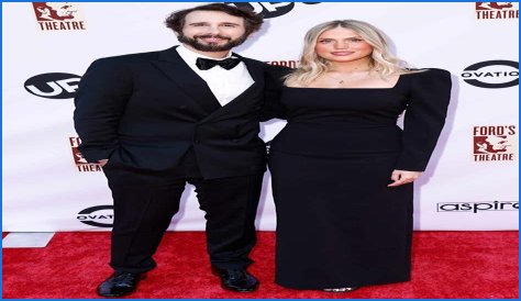 Josh Groban And Natalie McQueen: A Holiday Collaboration